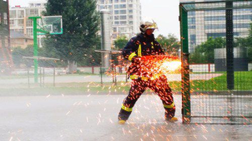 国外知名主播DrDisrespect主办新比赛“红色代码”|beat365官网中文(图2)